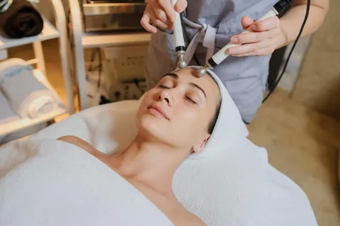 Non Invasive Face Lift in Spring: Refresh Your Look Without Surgery