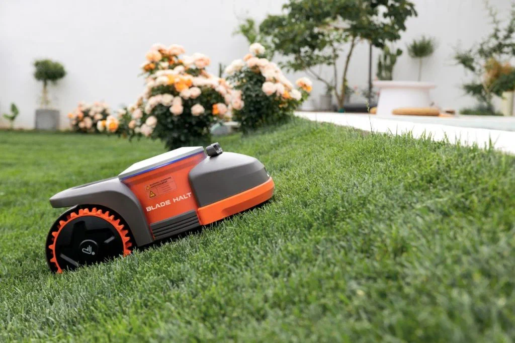 How to Choose the Right Robot Lawn Mower for Medium Lawns